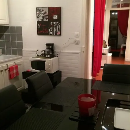 Dans Centre Guest house